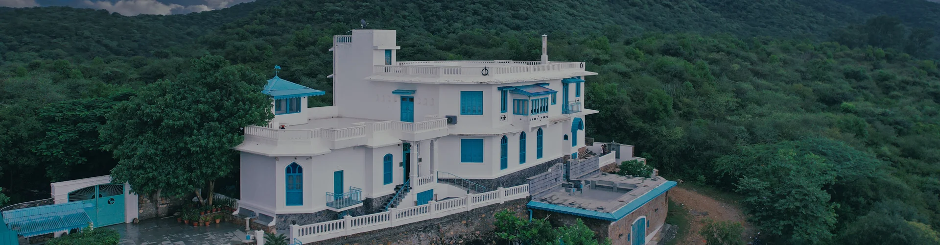 The Jungalow Villa