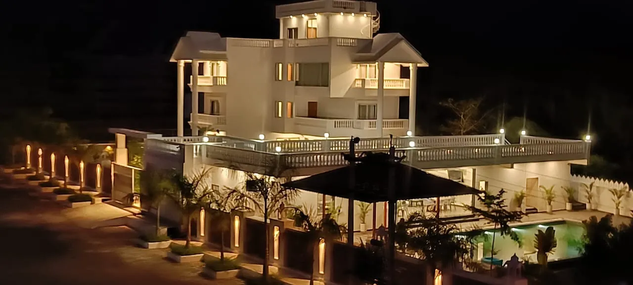 Pinakin Villa